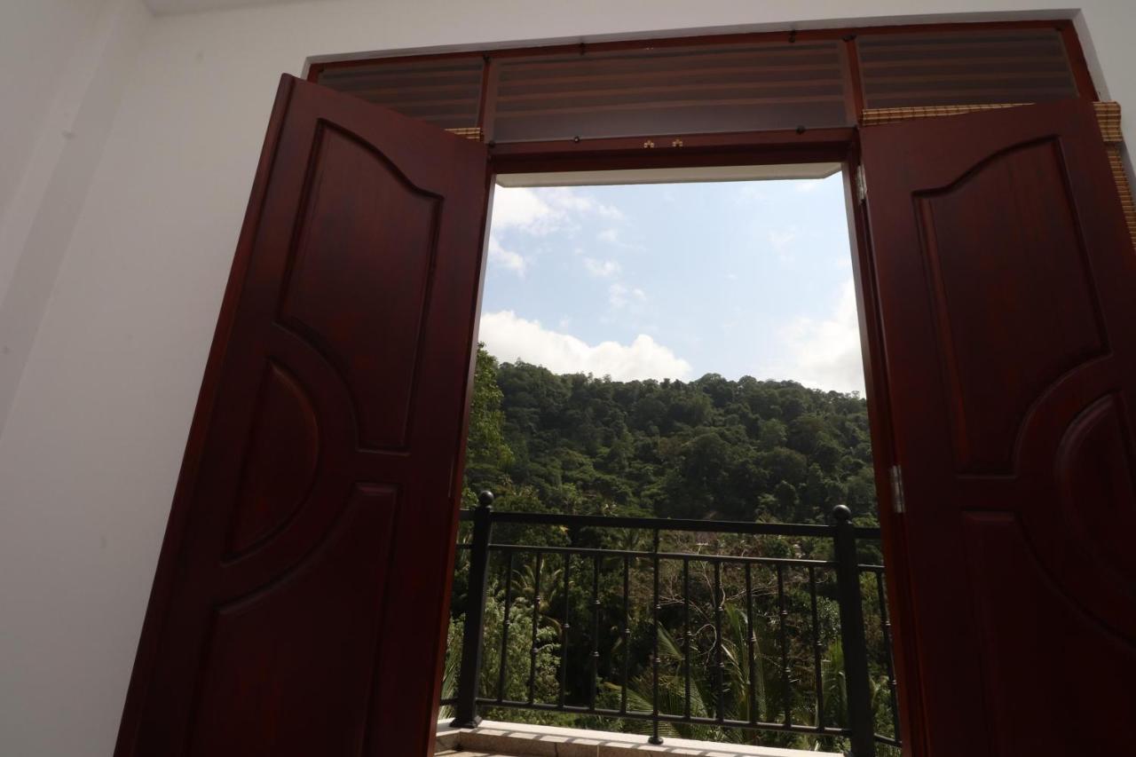 Slightly Chilled Forest Villa Sirimalwatta Exterior photo